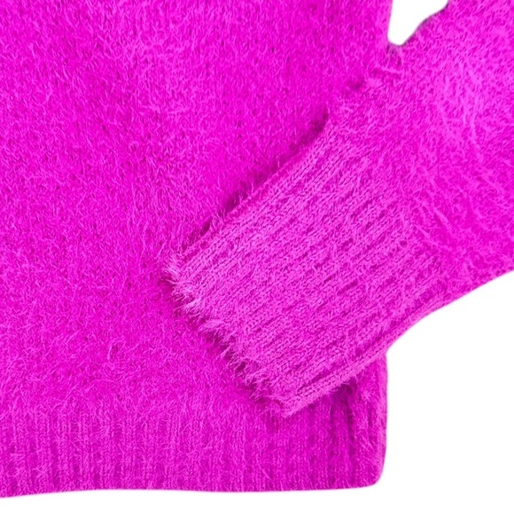 Willow & Wind fushsia pink cropped eyelash long sleeved sweater ribbed sz medium - Picture 6 of 10